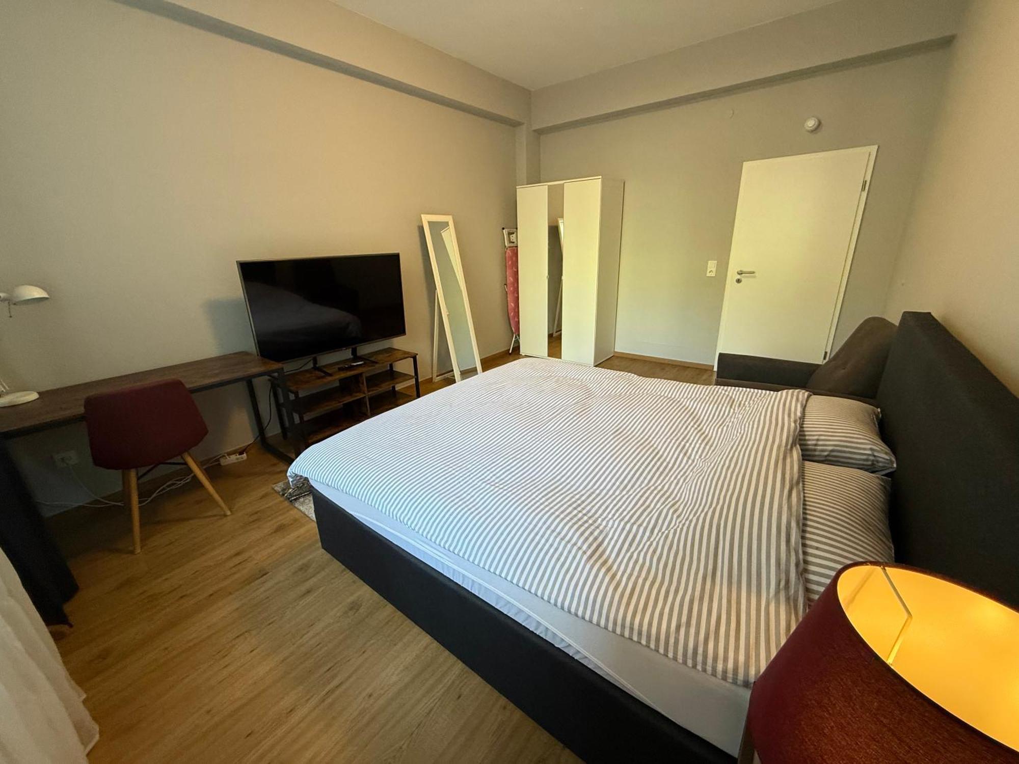 Deluxe Apartment With 2 Rooms L-Peony Apartment
